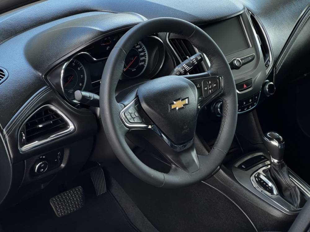 CHEVROLET - CRUZE - 2016/2017 - Azul - R$ 85.000,00