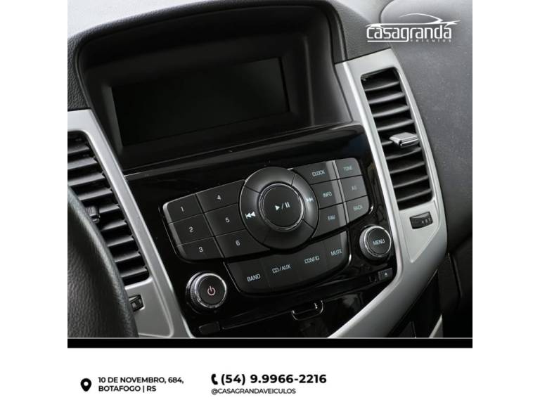 CHEVROLET - CRUZE - 2015/2016 - Branca - R$ 75.000,00