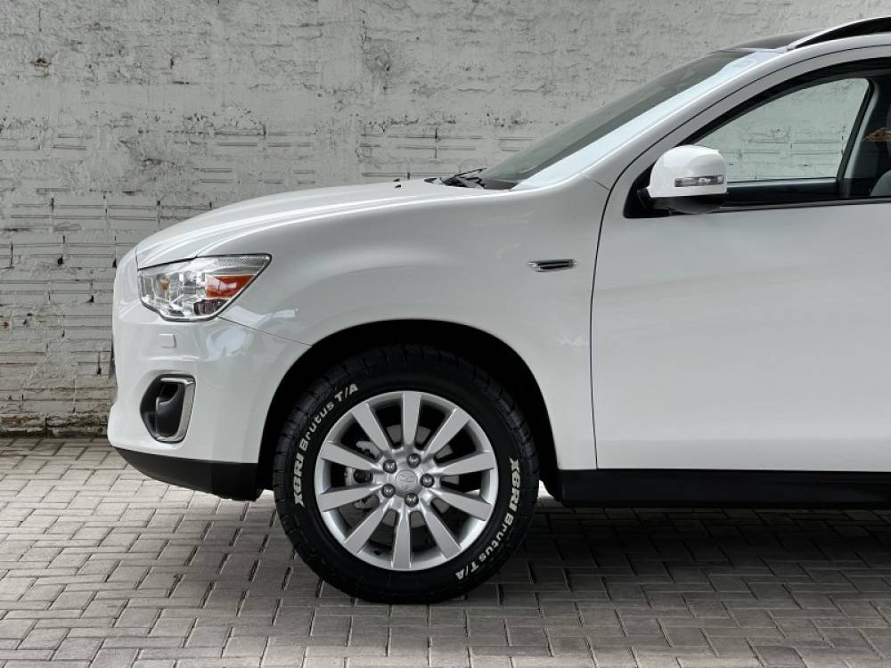 MITSUBISHI - ASX - 2013/2014 - Branca - R$ 77.000,00
