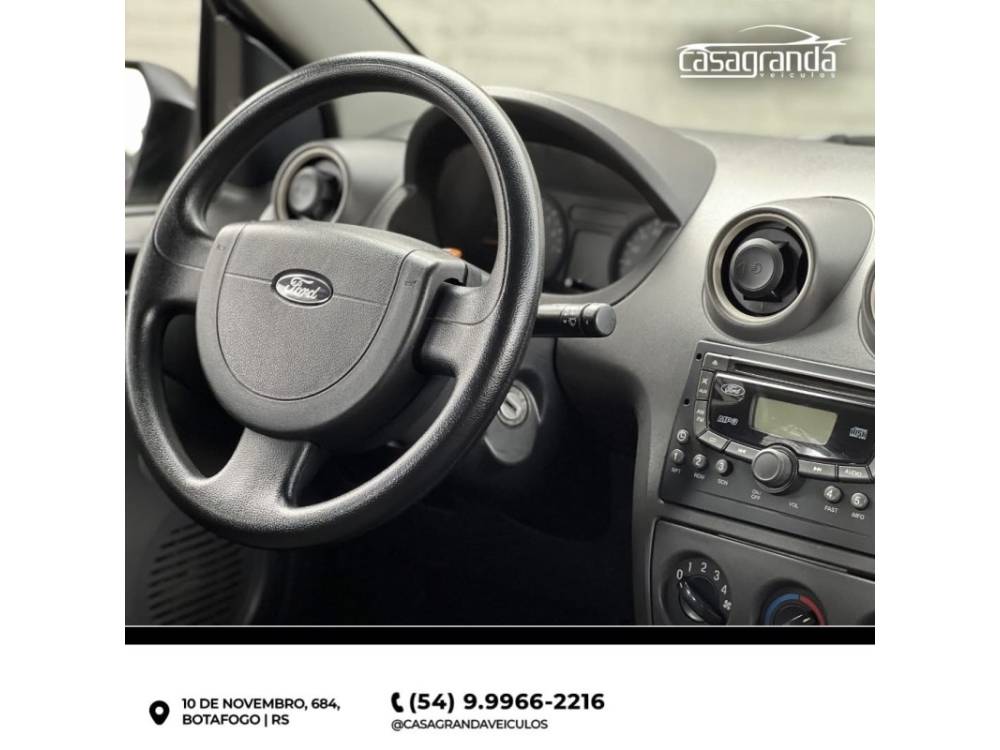 FORD - FIESTA - 2005/2005 - Branca - R$ 28.000,00