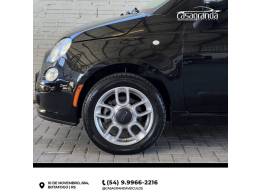 FIAT - 500 - 2011/2012 - Preta - R$ 46.000,00
