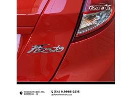 FORD - FIESTA - 2013/2014 - Vermelha - R$ 45.000,00