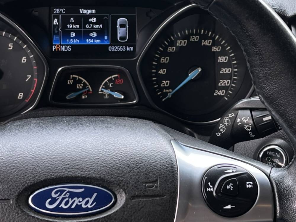 FORD - FOCUS - 2015/2015 - Branca - Sob Consulta