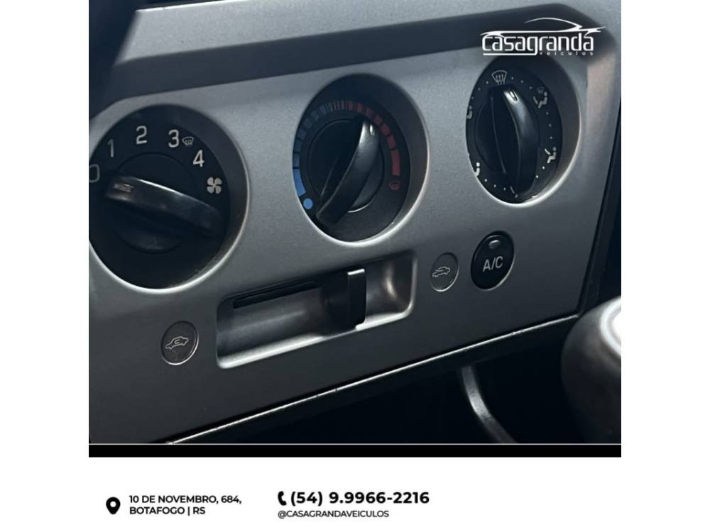 FORD - FIESTA - 2007/2008 - Prata - R$ 26.500,00