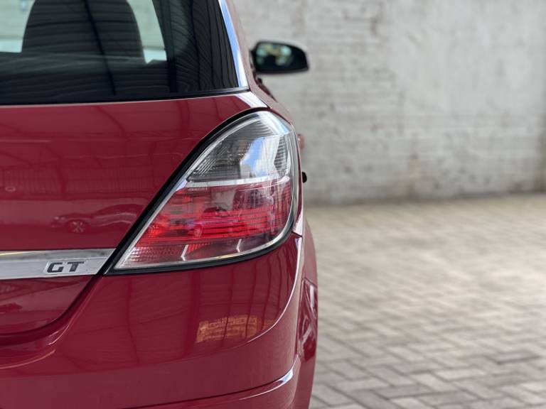 CHEVROLET - VECTRA - 2009/2010 - Vermelha - R$ 42.000,00