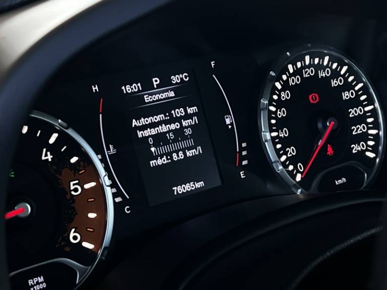 JEEP - RENEGADE - 2020/2021 - Prata - R$ 106.000,00
