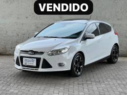 FORD - FOCUS - 2015/2015 - Branca - Sob Consulta