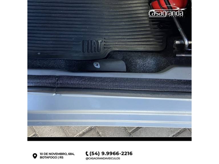 FIAT - PALIO - 2012/2013 - Prata - R$ 42.000,00