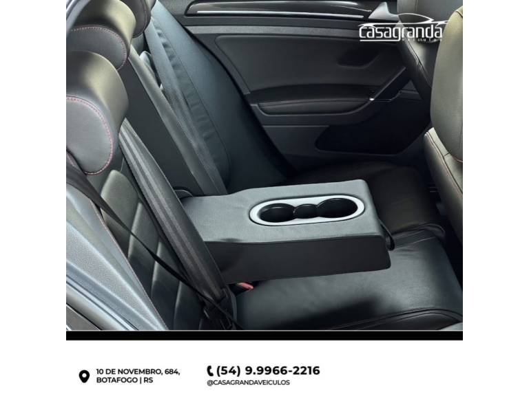 VOLKSWAGEN - GOLF - 2017/2017 - Preta - R$ 160.000,00