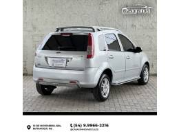 FORD - FIESTA - 2007/2008 - Prata - R$ 26.500,00