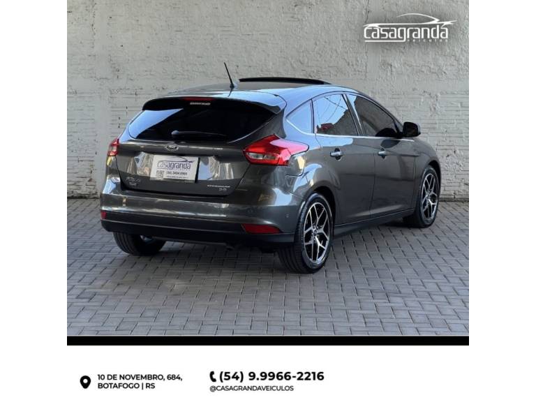 FORD - FOCUS - 2016/2016 - Cinza - R$ 75.900,00
