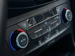 FORD - FOCUS - 2016/2016 - Cinza - R$ 75.900,00