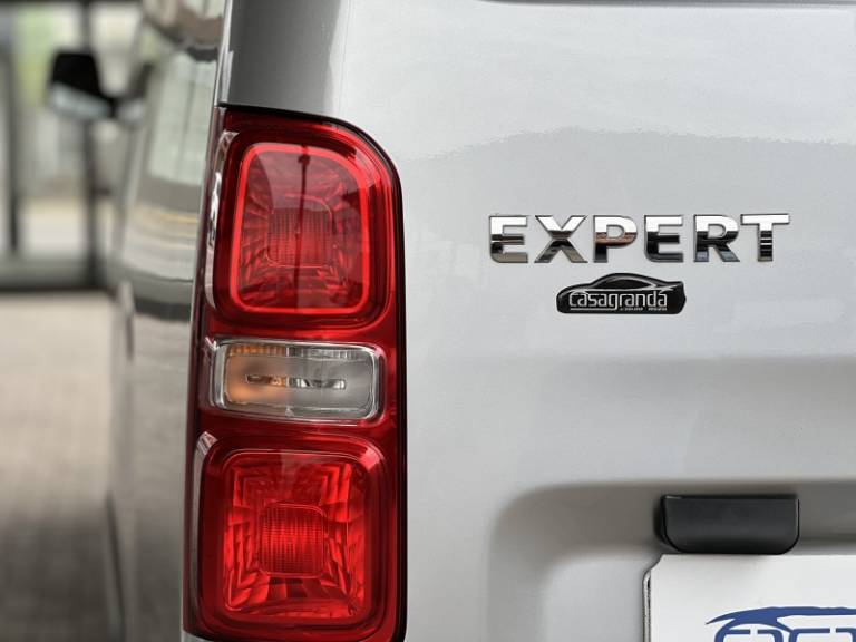 PEUGEOT - EXPERT - 2019/2019 - Prata - R$ 115.000,00