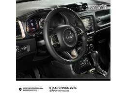 JEEP - RENEGADE - 2016/2017 - Branca - R$ 75.000,00