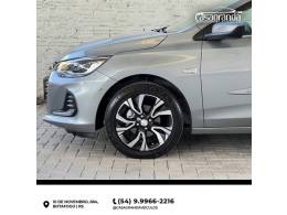 CHEVROLET - ONIX - 2023/2024 - Prata - R$ 97.000,00