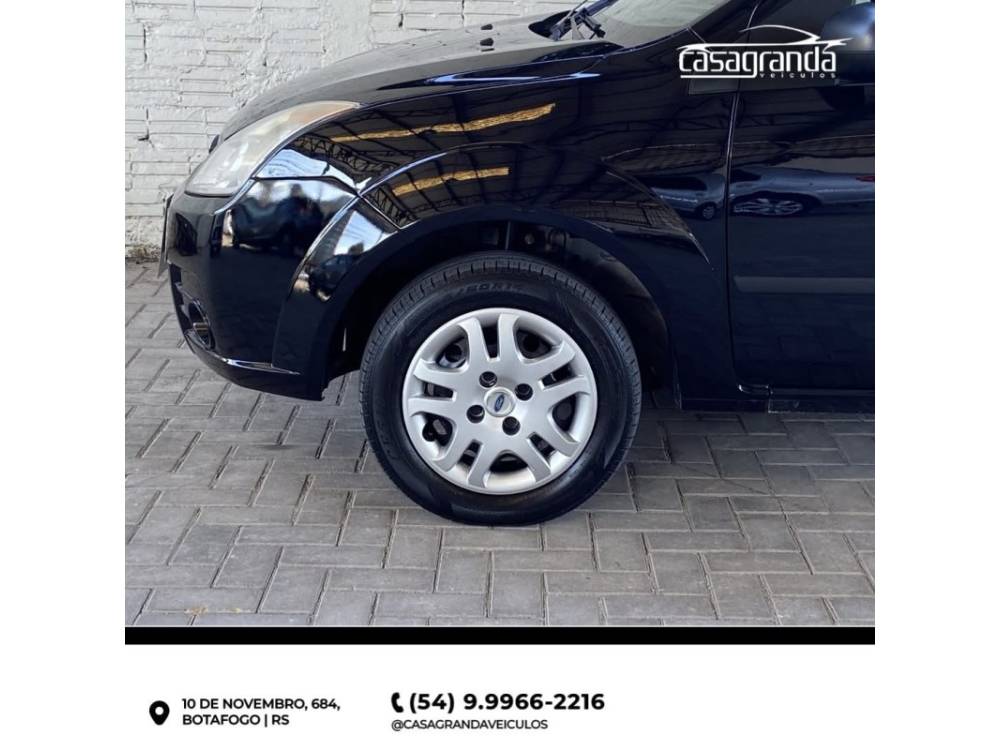 FORD - FIESTA - 2007/2008 - Preta - R$ 27.000,00