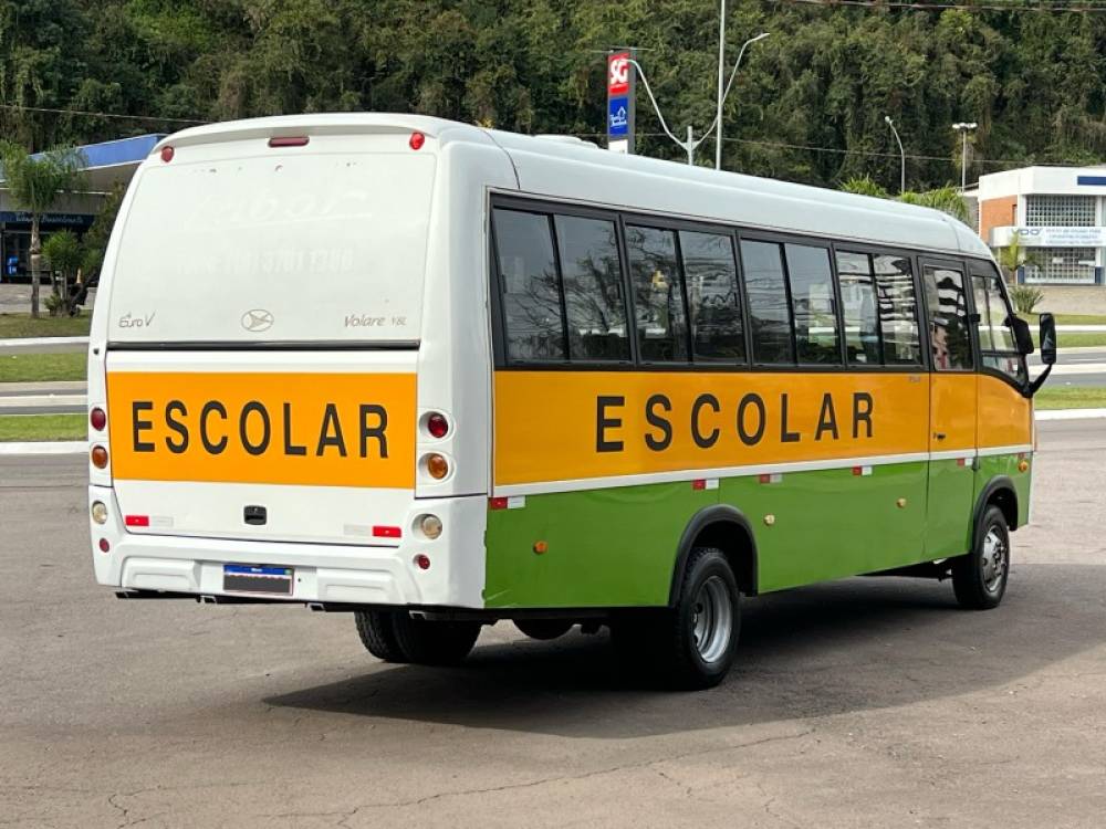 MARCOPOLO - VOLARE - 2016/2017 - Branca - R$ 390.000,00