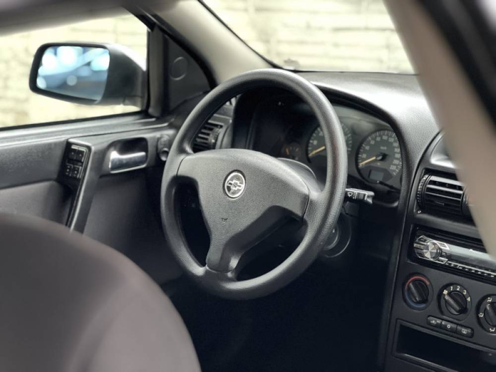 CHEVROLET - ASTRA - 2008/2009 - Prata - R$ 43.000,00