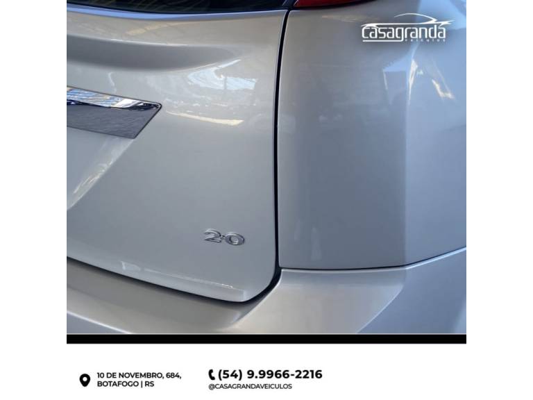 FORD - FOCUS - 2011/2012 - Prata - R$ 65.000,00