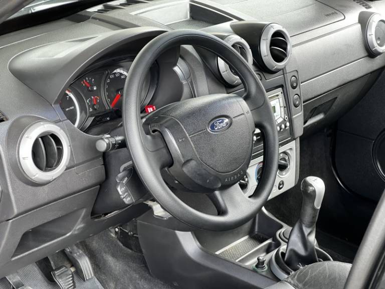 FORD - ECOSPORT - 2009/2009 - Preta - R$ 39.000,00