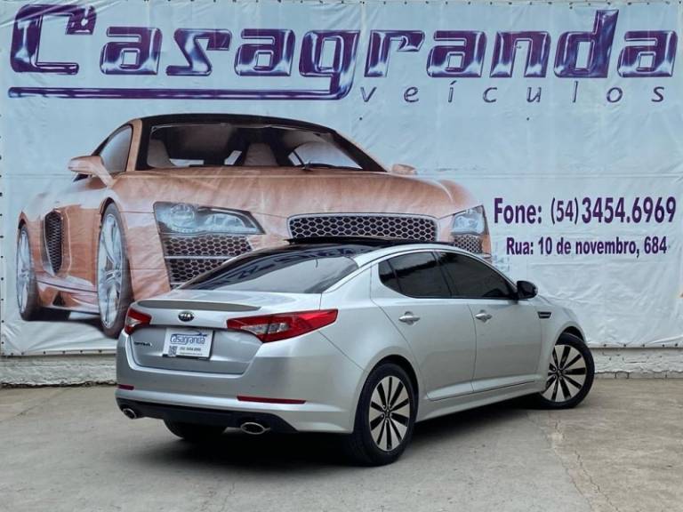 KIA MOTORS - OPTIMA - 2013/2014 - Prata - R$ 85.000,00