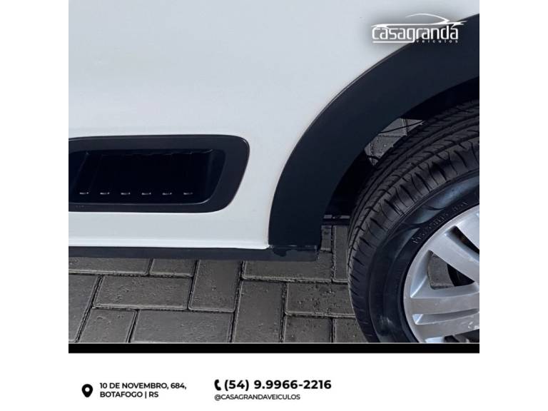 VOLKSWAGEN - SAVEIRO - 2014/2015 - Branca - R$ 49.500,00