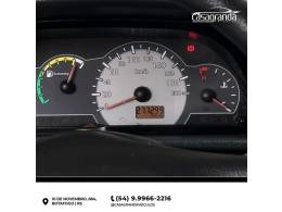 FIAT - UNO - 2011/2011 - Vermelha - R$ 26.000,00