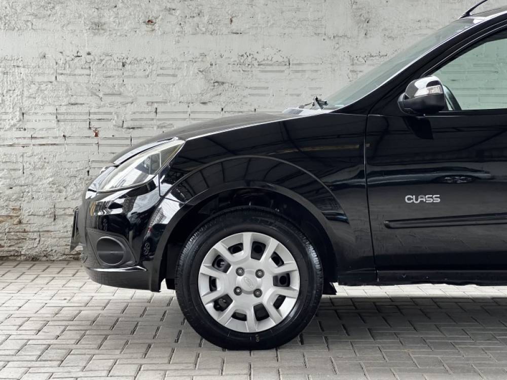 FORD - KA - 2012/2013 - Preta - R$ 32.000,00