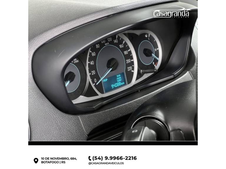 FORD - KA - 2014/2015 - Prata - R$ 42.000,00