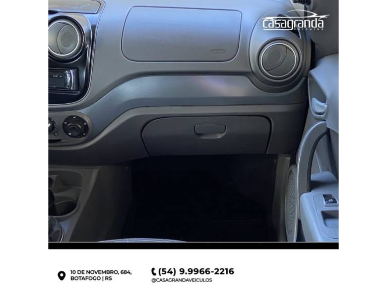 FIAT - PALIO - 2012/2013 - Prata - R$ 42.000,00