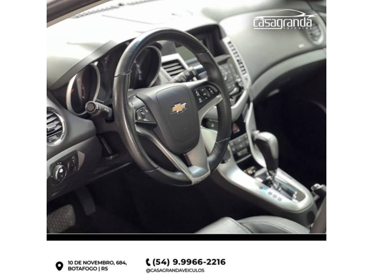 CHEVROLET - CRUZE - 2015/2016 - Branca - R$ 75.000,00