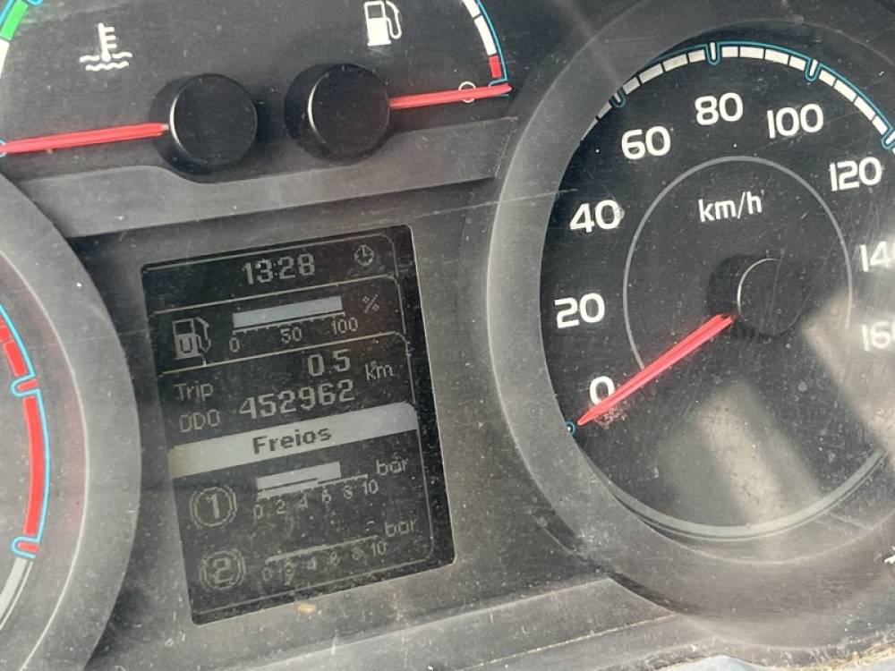 MARCOPOLO - VOLARE - 2016/2017 - Branca - R$ 390.000,00