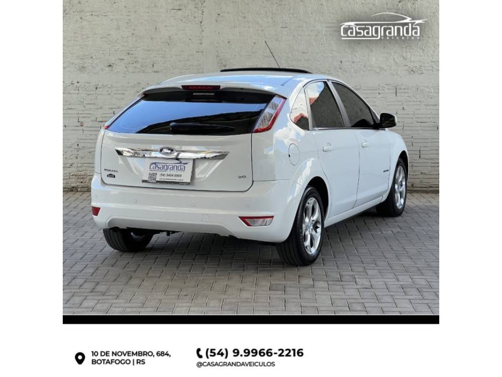 FORD - FOCUS - 2014/2013 - Branca - R$ 58.000,00