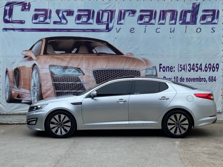 KIA MOTORS - OPTIMA - 2013/2014 - Prata - R$ 85.000,00