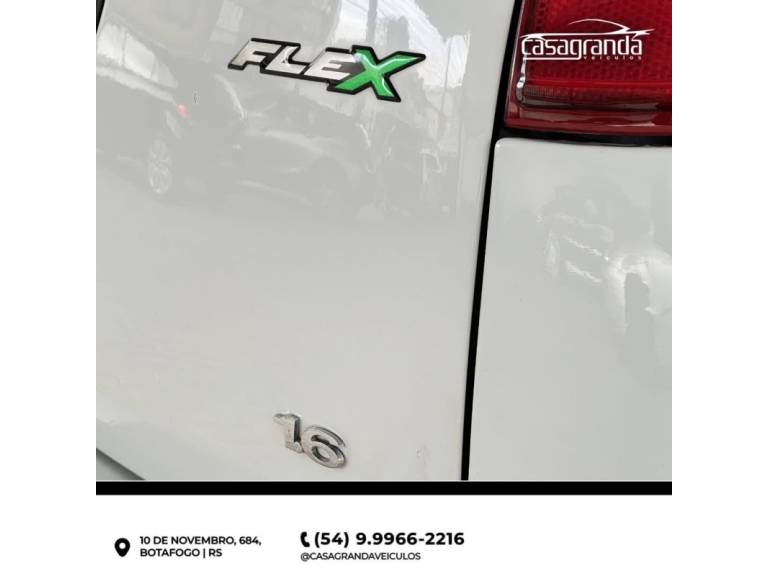 FORD - FIESTA - 2005/2005 - Branca - R$ 28.000,00