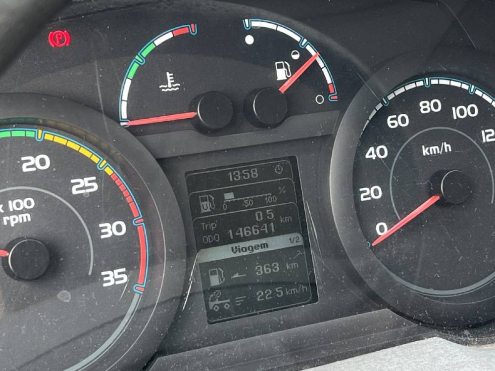 MARCOPOLO - VOLARE - 2015/2015 - Branca - R$ 320.000,00