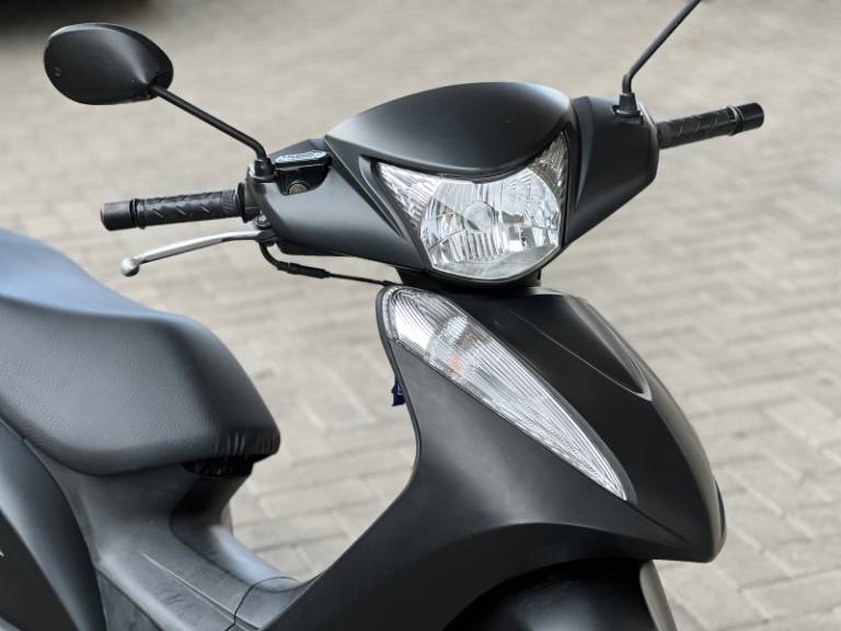 HONDA - BIZ 125 - 2013/2014 - Preta - R$ 13.000,00