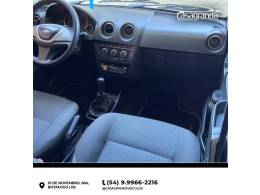 CHEVROLET - CELTA - 2013/2013 - Prata - R$ 35.000,00