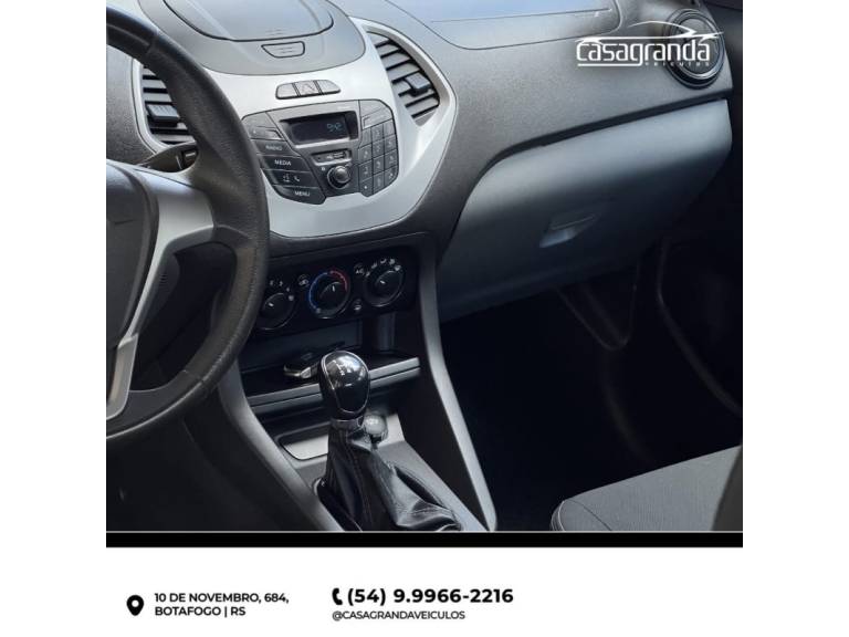 FORD - KA - 2015/2016 - Branca - R$ 45.000,00