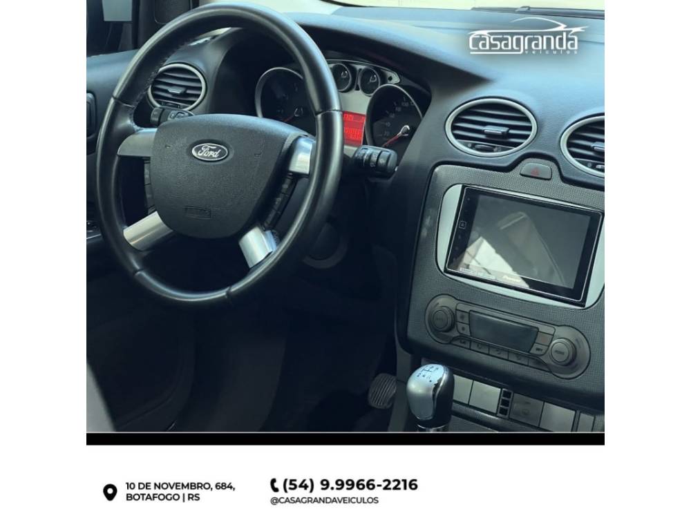 FORD - FOCUS - 2014/2013 - Branca - R$ 58.000,00