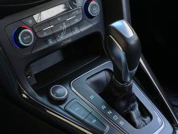 FORD - FOCUS - 2016/2016 - Cinza - R$ 75.900,00