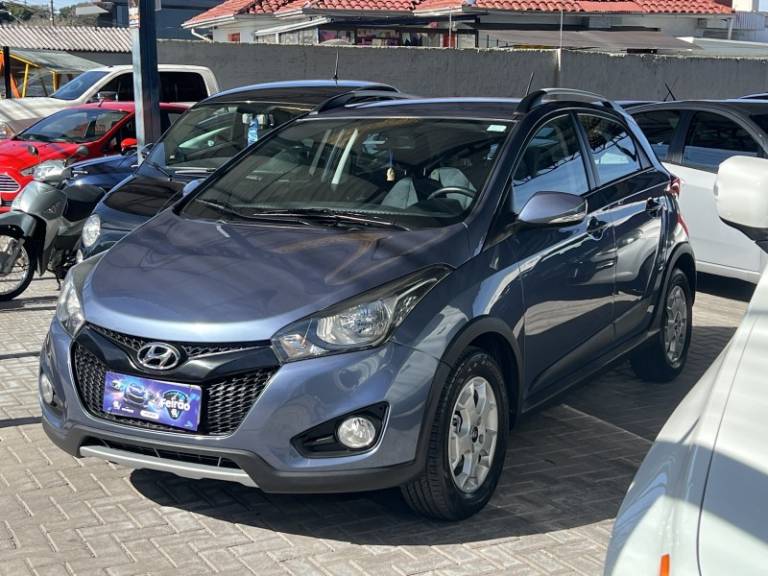 HYUNDAI - HB20X - 2015/2015 - Azul - R$ 58.000,00