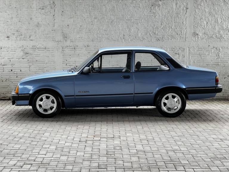 CHEVROLET - CHEVETTE - 1993/1993 - Azul - R$ 27.000,00