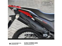 HONDA - NXR 160 - 2015/2016 - Vermelha - R$ 12.000,00