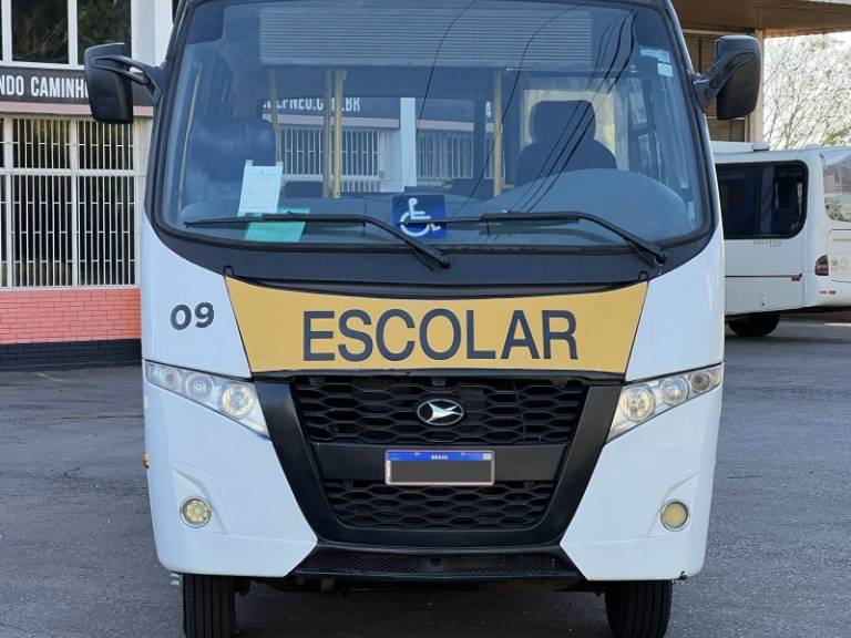 MARCOPOLO - VOLARE - 2015/2016 - Branca - R$ 350.000,00