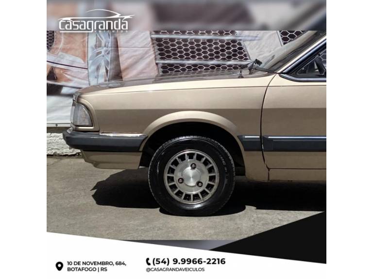 FORD - DEL REY - 1985/1986 - Dourada - R$ 27.000,00