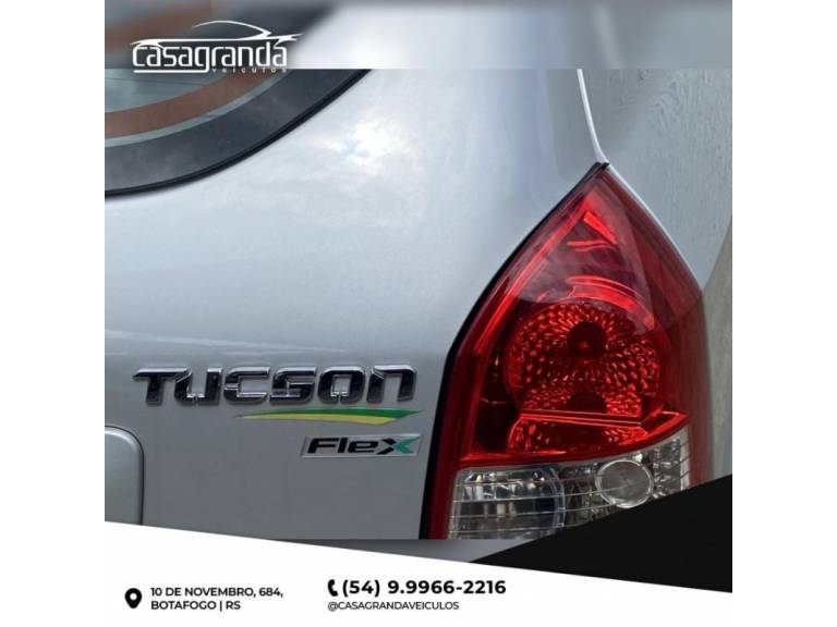 HYUNDAI - TUCSON - 2015/2015 - Prata - R$ 59.000,00