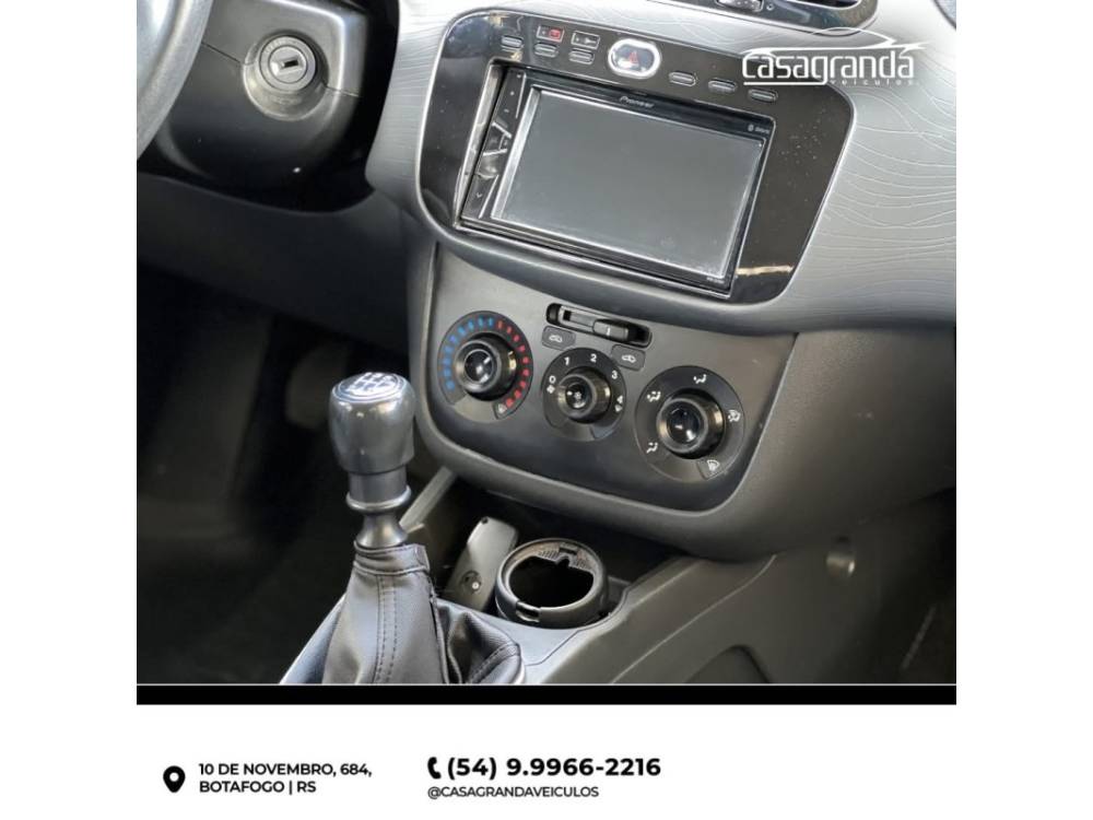 FIAT - PUNTO - 2013/2014 - Preta - R$ 43.000,00