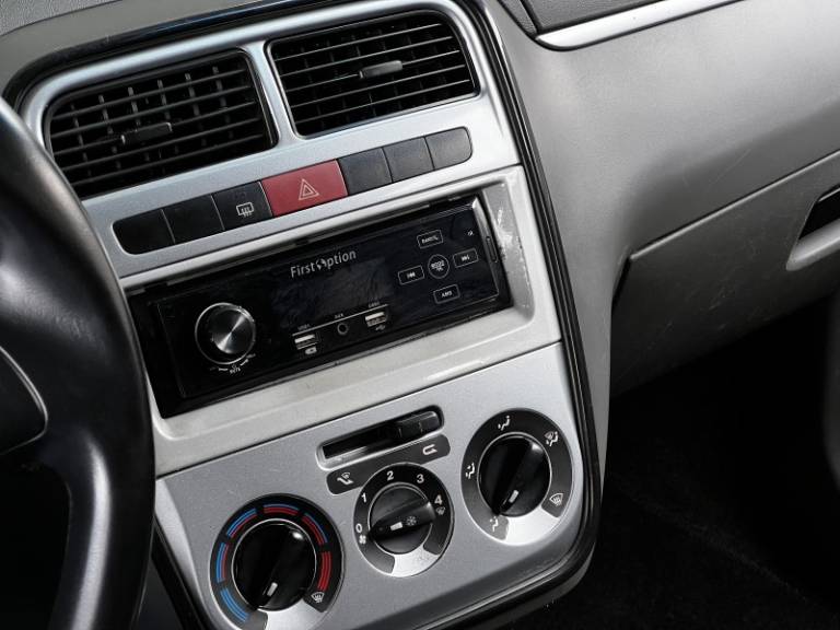 FIAT - PUNTO - 2011/2011 - Preta - R$ 36.000,00