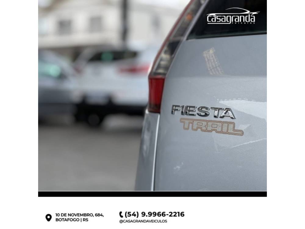 FORD - FIESTA - 2007/2008 - Prata - R$ 26.500,00